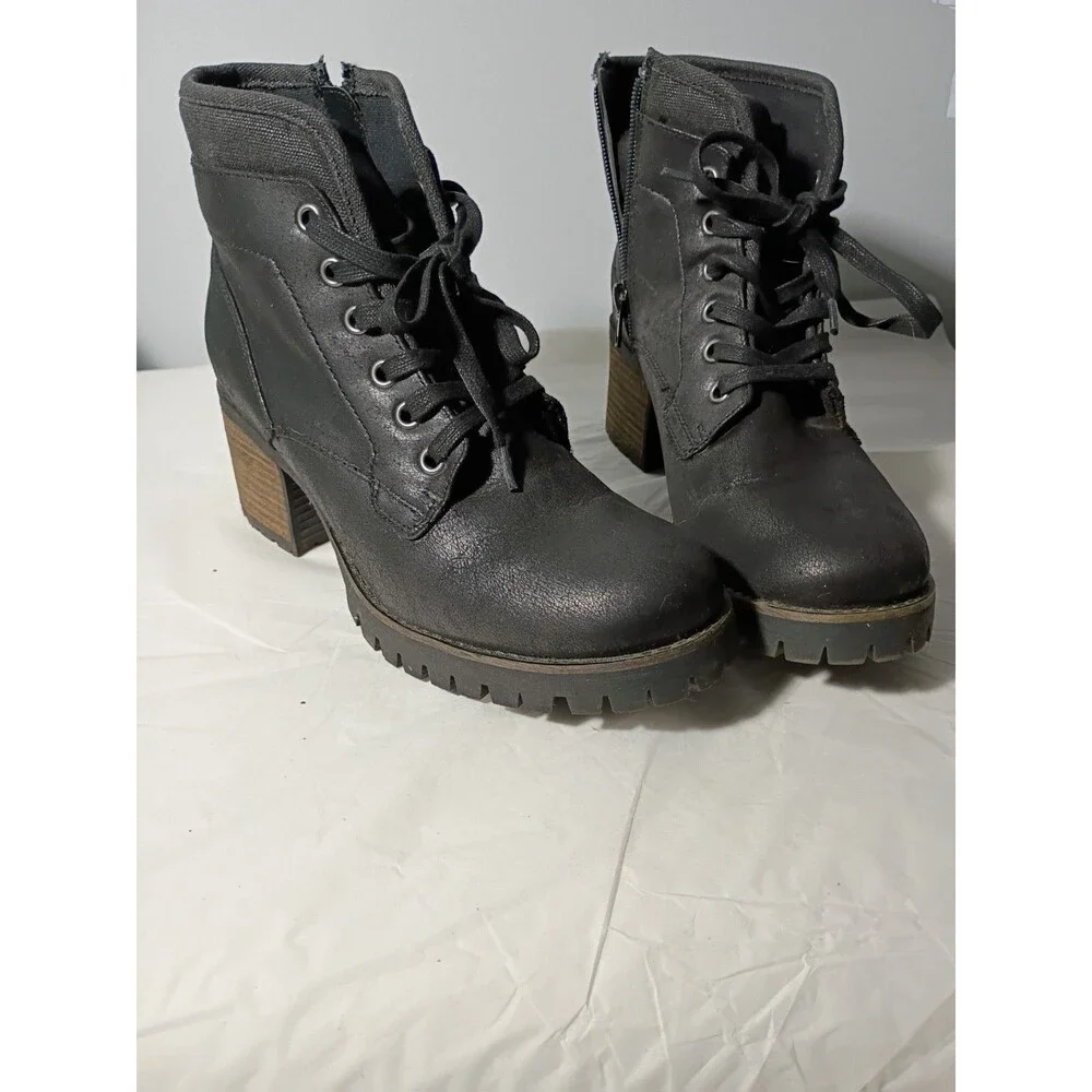 Carlos Glinda Black Lace Up Heeled Combat Chunky Boots 9M Witch Core Casual Norm